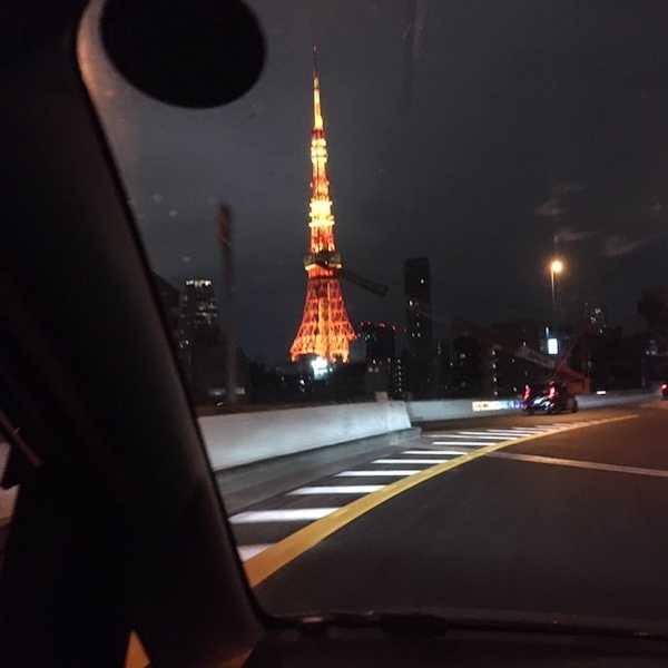 「空を置き換え」実施前のサンプル画像4（東京タワーのある夜景）